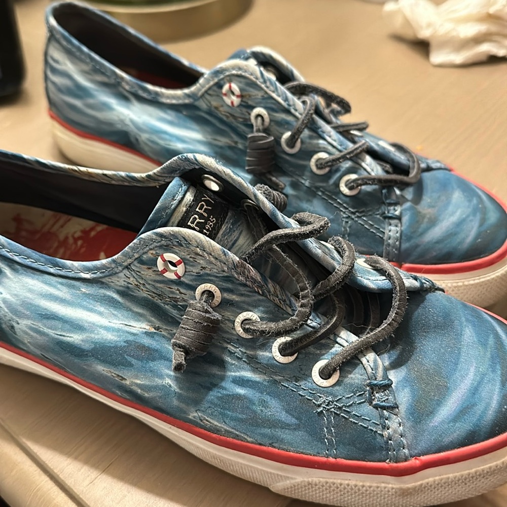 Sperry special edition Jaws shoes